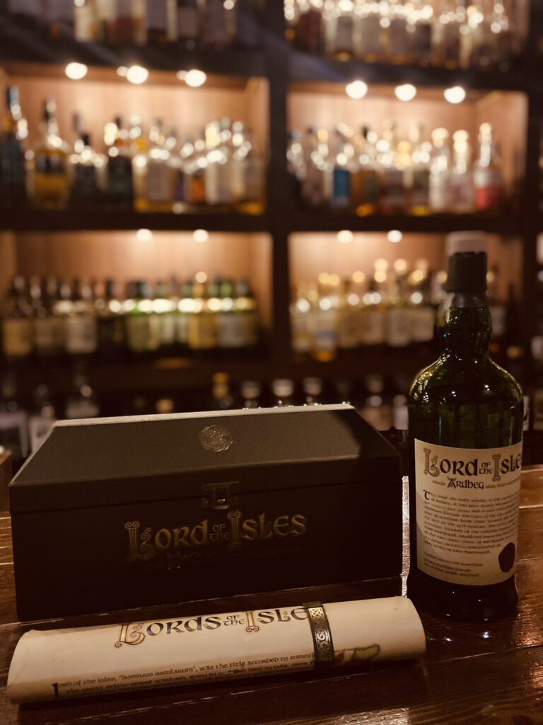 ロード・オブ・ジ・アイルズ（Ardbeg Lord of the Isles）広島のバーリトルハピネスで撮影
