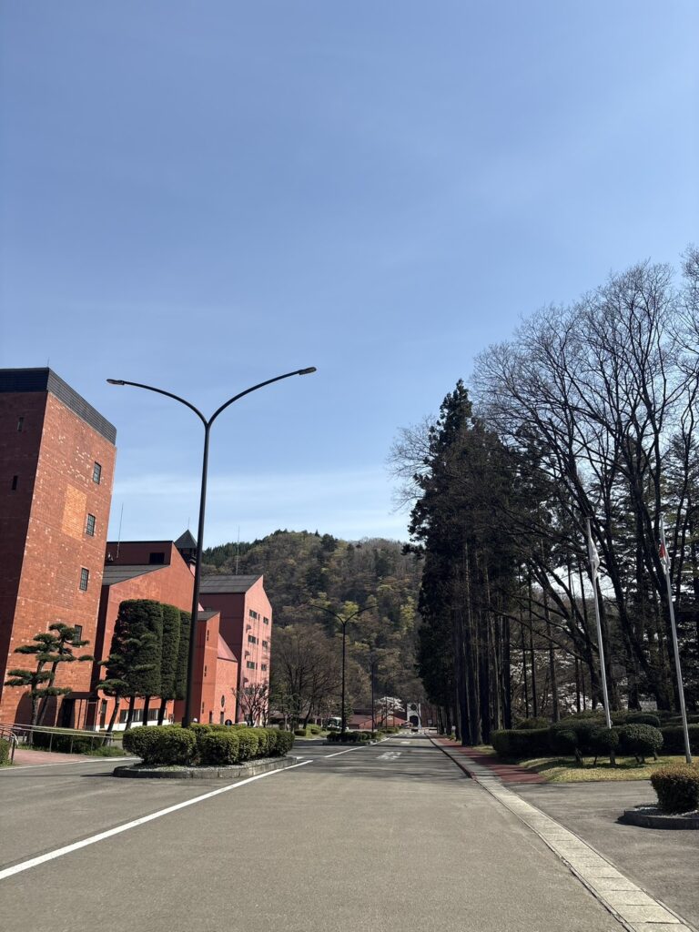 ニッカ蒸溜所の道