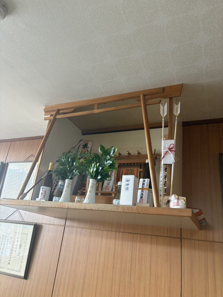 明利酒類の社長室。20年以上前、ここで肥土伊知郎さんが相談をした